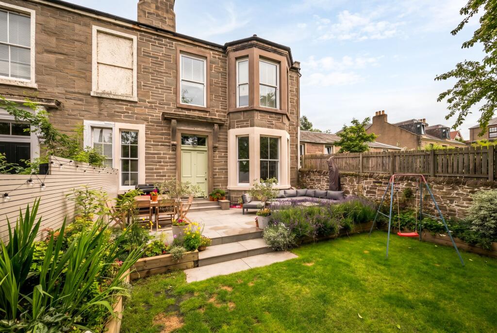 Main image of property: 9a Nelson Street, Dundee, DD1 2PN
