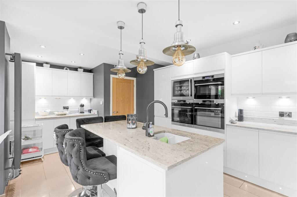 Norris Close, Kettering - View 2