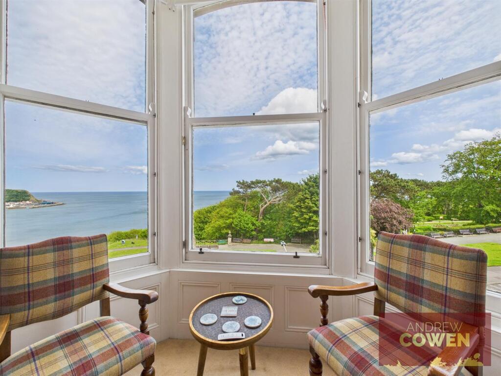 1-bed apartment on Esplanade, Scarborough, £195,000