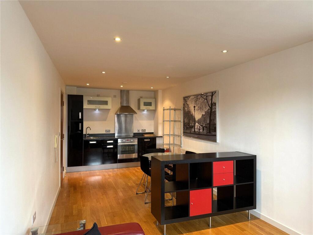 Apartment in Leeds - View 3