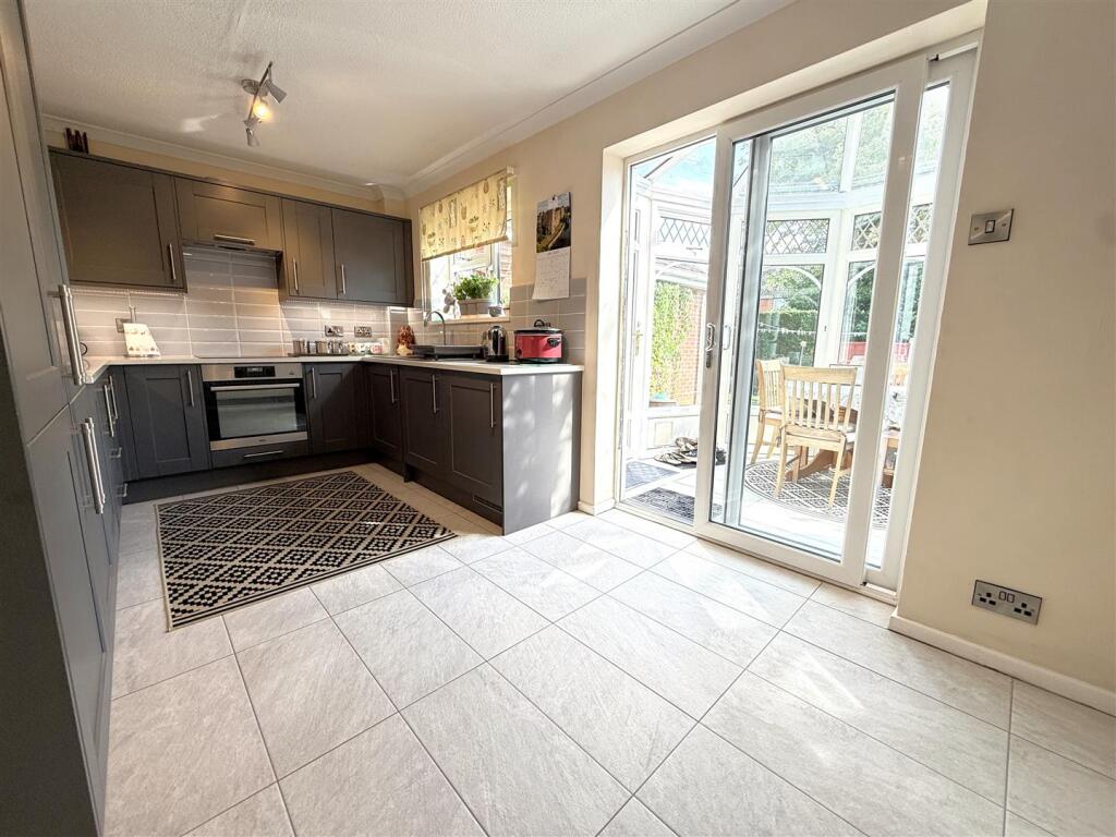 House in Melton, Bottesford - View 2