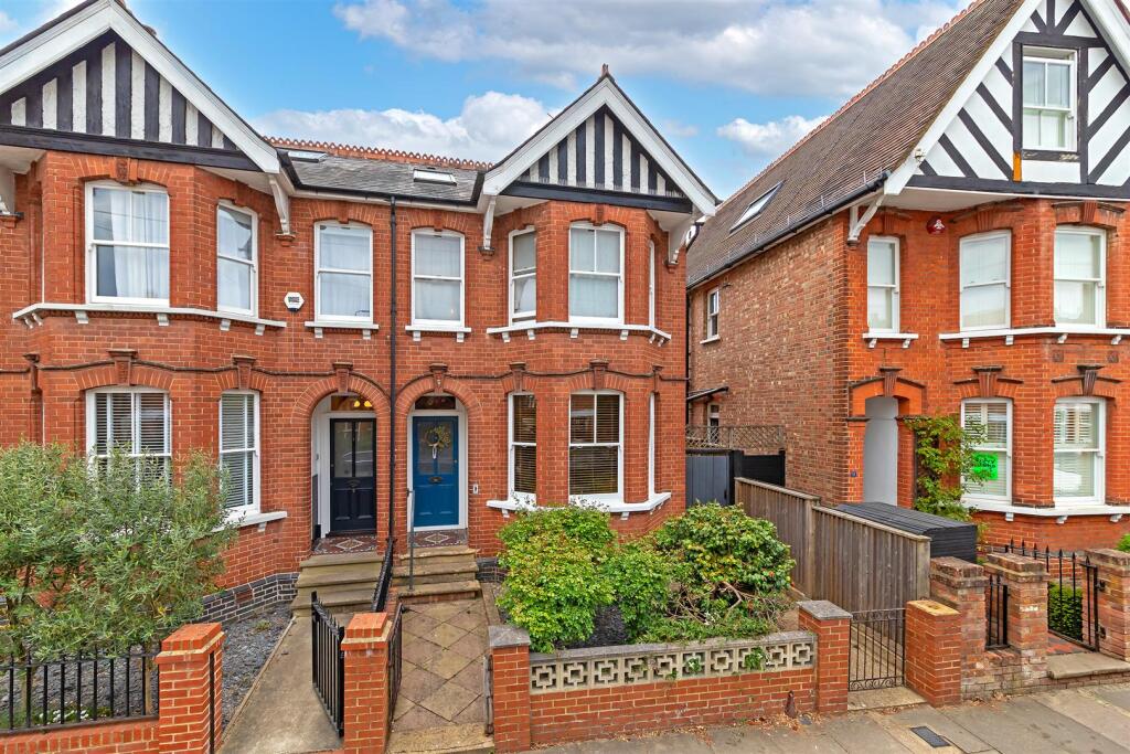 4-bed semi-detached on Blandford Road, St. Albans, £1,375,000
