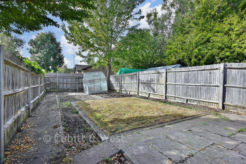 House in Reigate and Banstead, Surrey - View 2