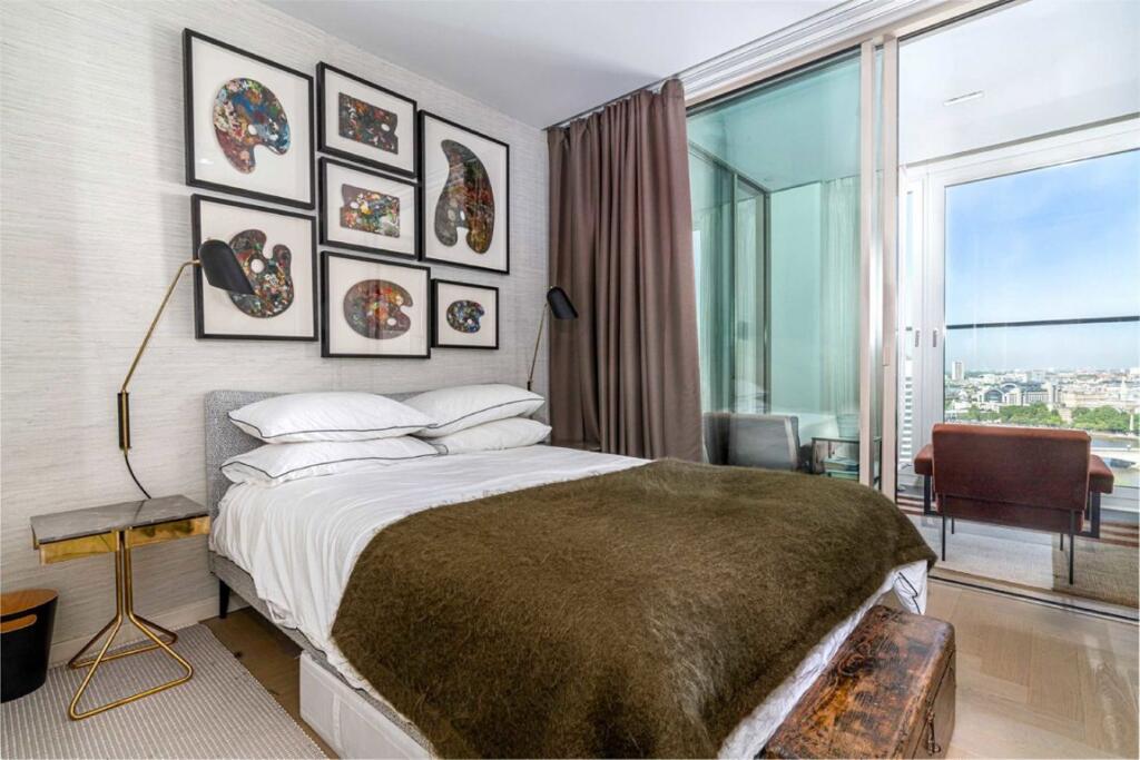 Apartment in London - View 5
