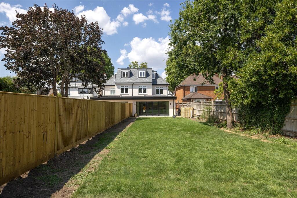 House in London, The Beveree, Hampton - View 3