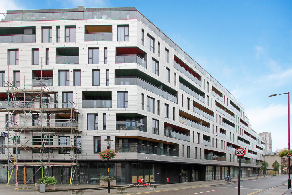 Main image of property: 124-126 Webber Street, London, SE1 0QL