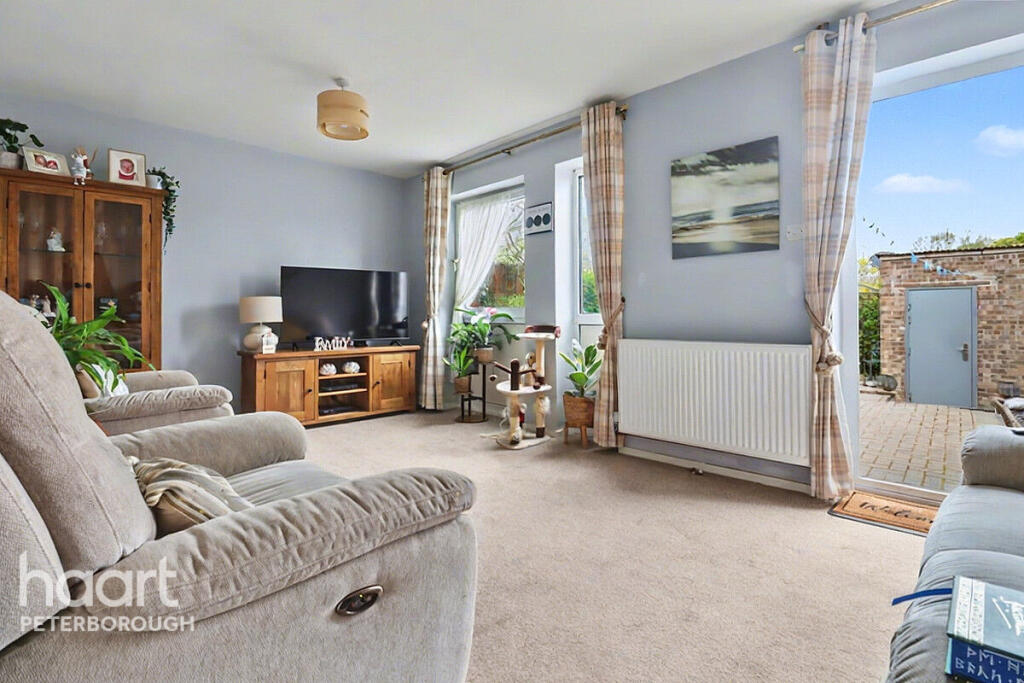 House in Peterborough, North Bretton, Bretton - View 5