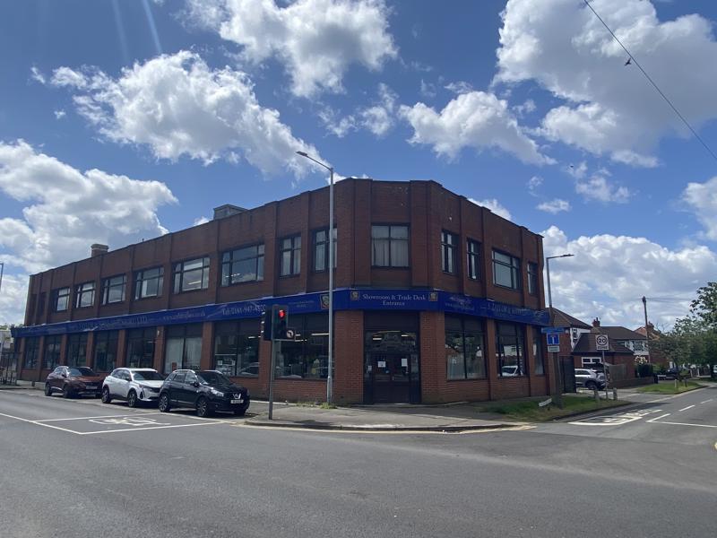 Main image of property: 215 Gorton Road, Stockport, Greater Manchester, SK5 6LQ