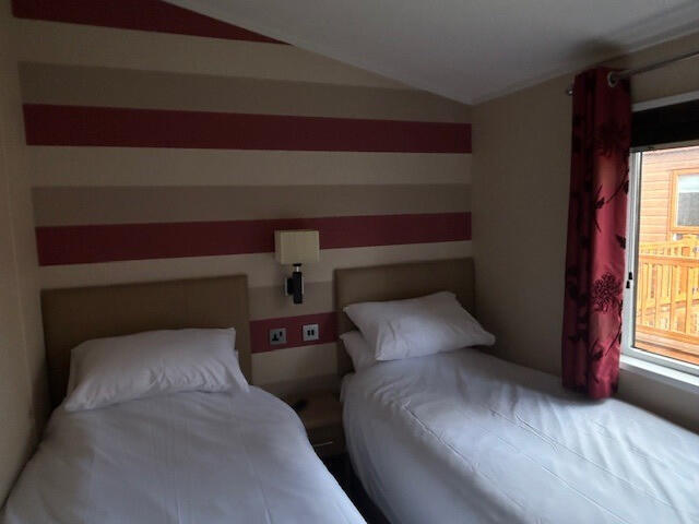 Victory Versailles Twin Lodge, Willow Grove Park, Knott End On Sea, Poulton-le-Fylde, Lancashire, FY6 photo 4