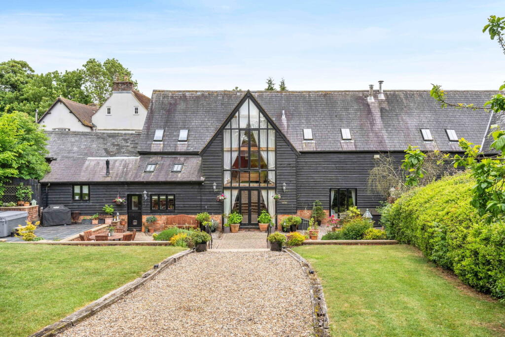 Main image of property: 'East Barn' Gannock Green, Sandon, SG9