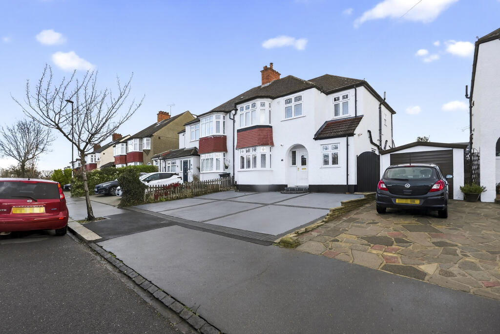 Main image of property: Ridgemount Avenue, Croydon, CR0