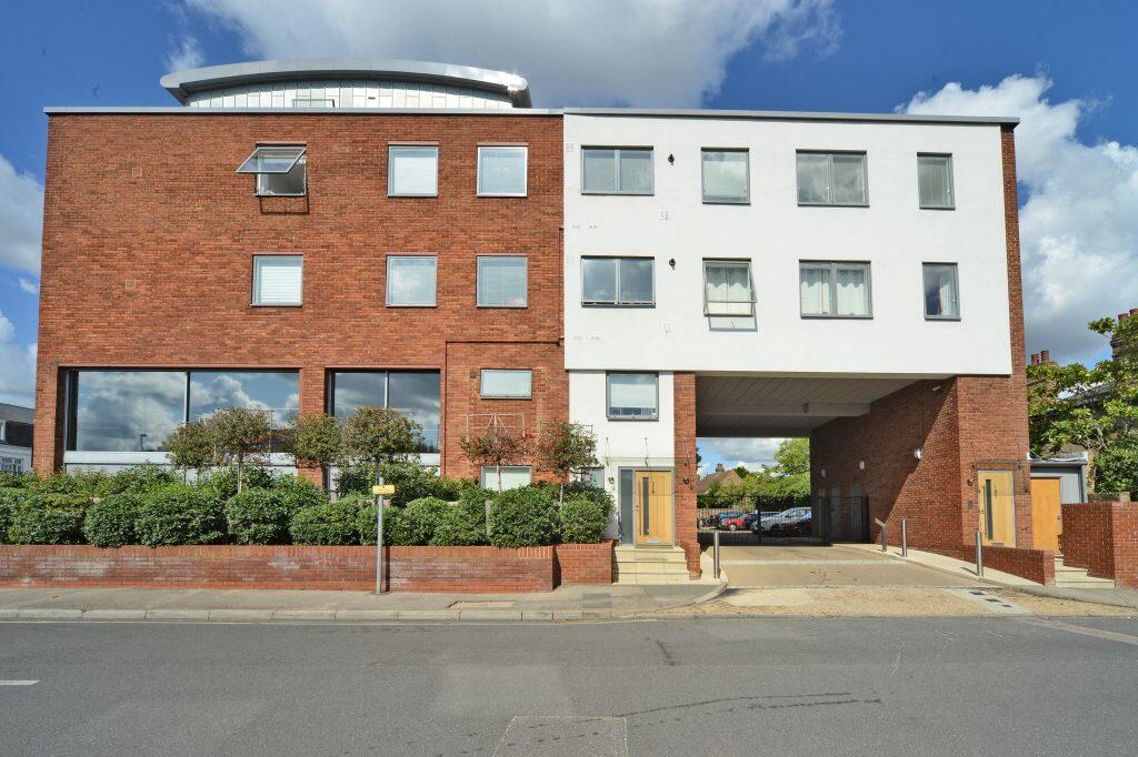 Main image of property: KINSHERON PLACE, EAST MOLESEY, KT8