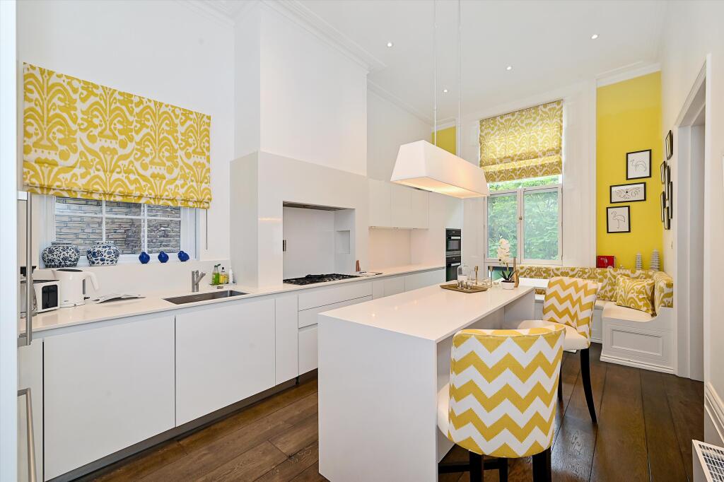 Apartment in London - View 3