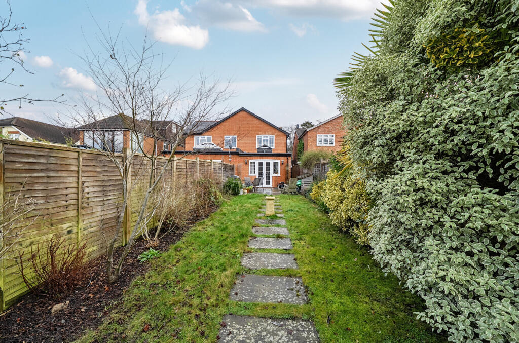 Main image of property: Terrace Road South, Binfield, Bracknell, Berkshire, RG42
