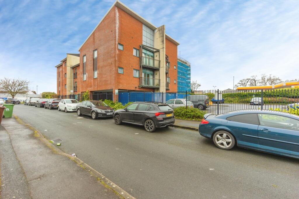 Main image of property: Pocklington Drive, Manchester, Greater Manchester, M23