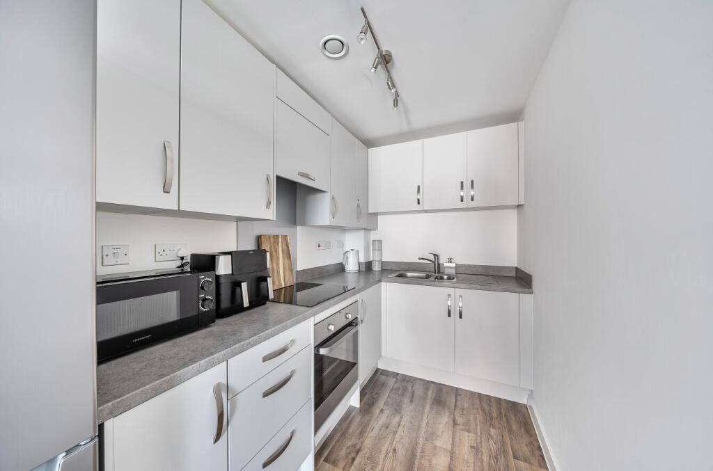 Apartment in Southampton, Waterside Park, Woolston - View 4