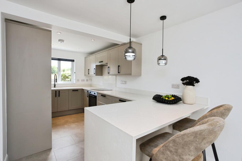 House in Tonbridge - View 3