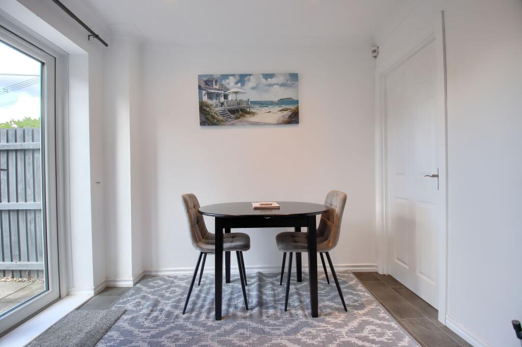 House in Yarm, Layfield, Stockton-on-Tees - More