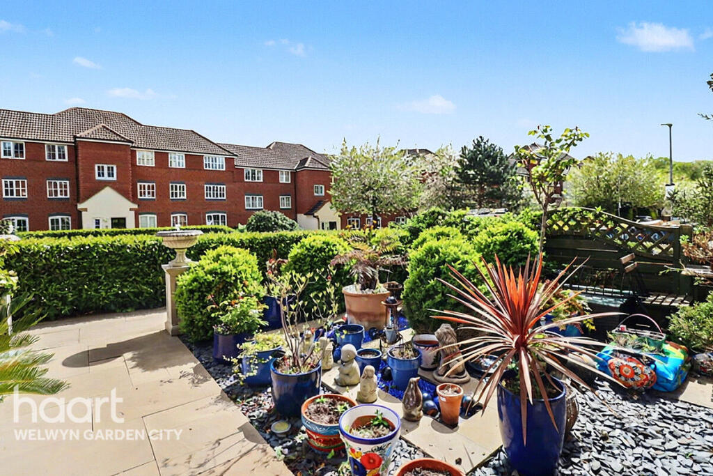 Additional image 35 of Node Way Gardens, Welwyn