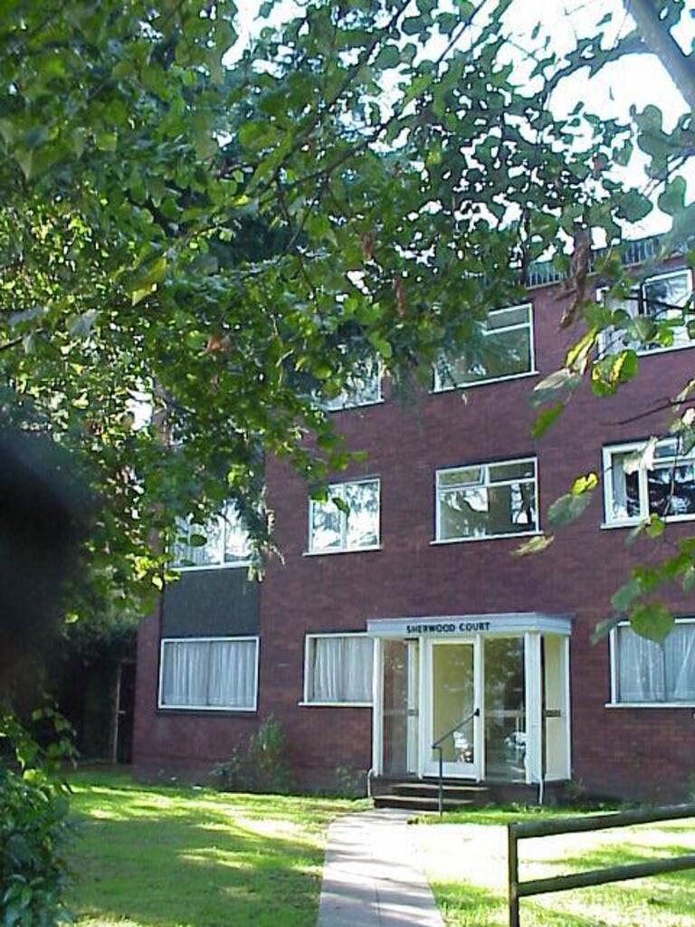 1-bed flat on Nottingham Road, South Croydon, CR2, £130,000