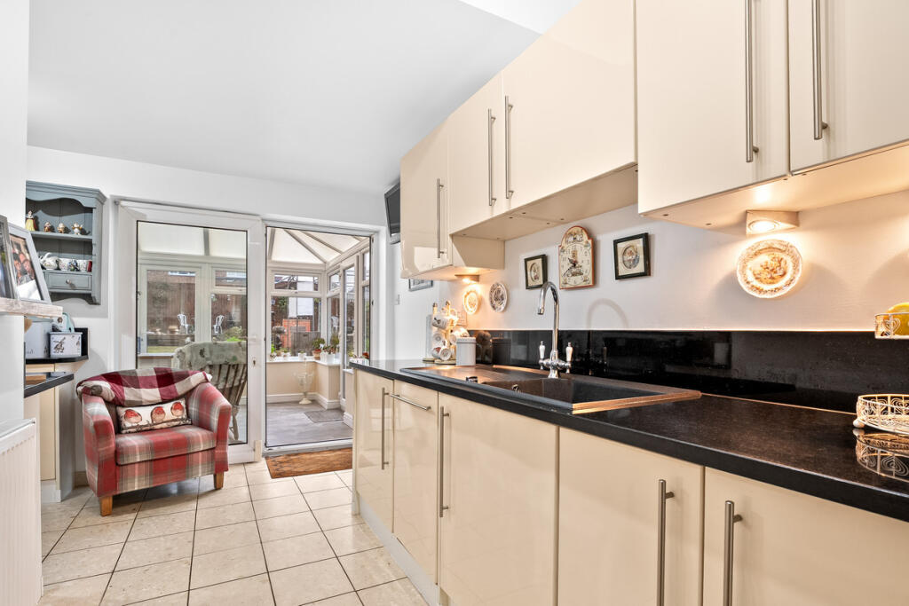 House in Nottingham, Old Basford - More