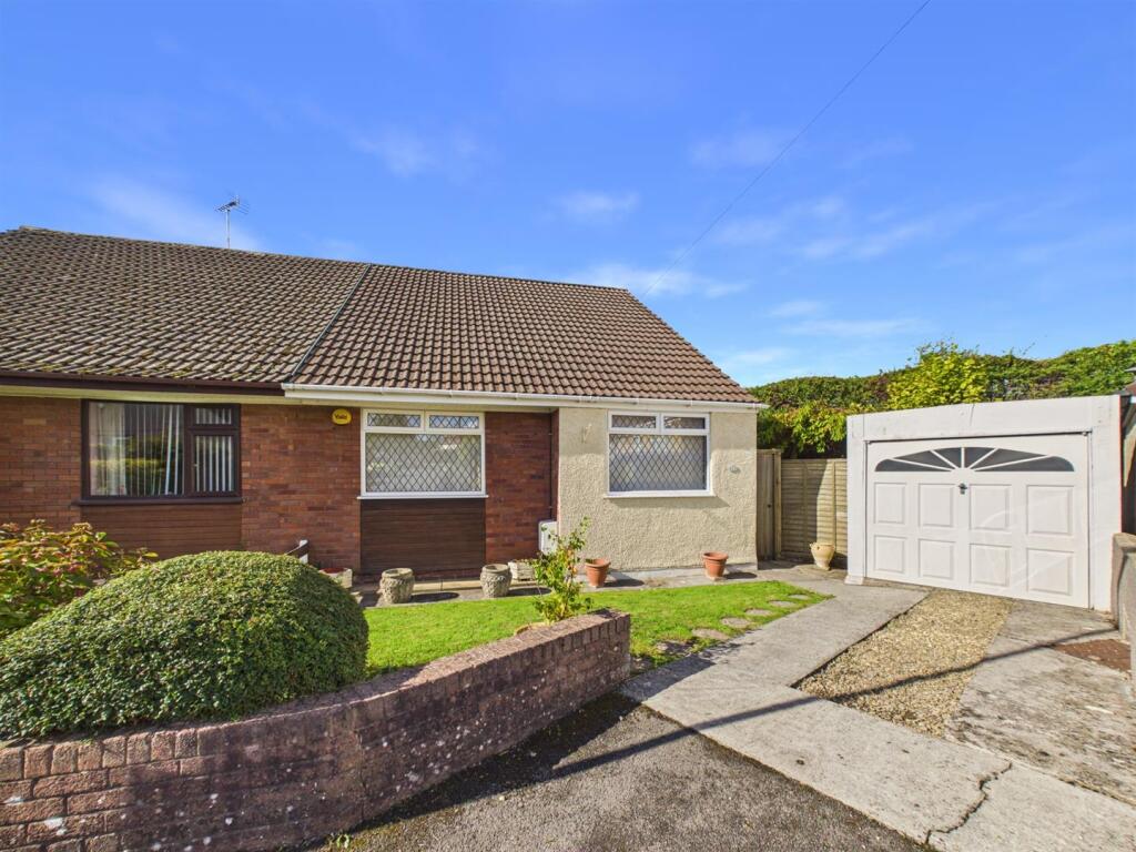 Main image of property: Wraxall Road, Warmley, Bristol