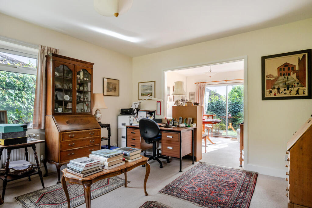 House in Swindon - View 4