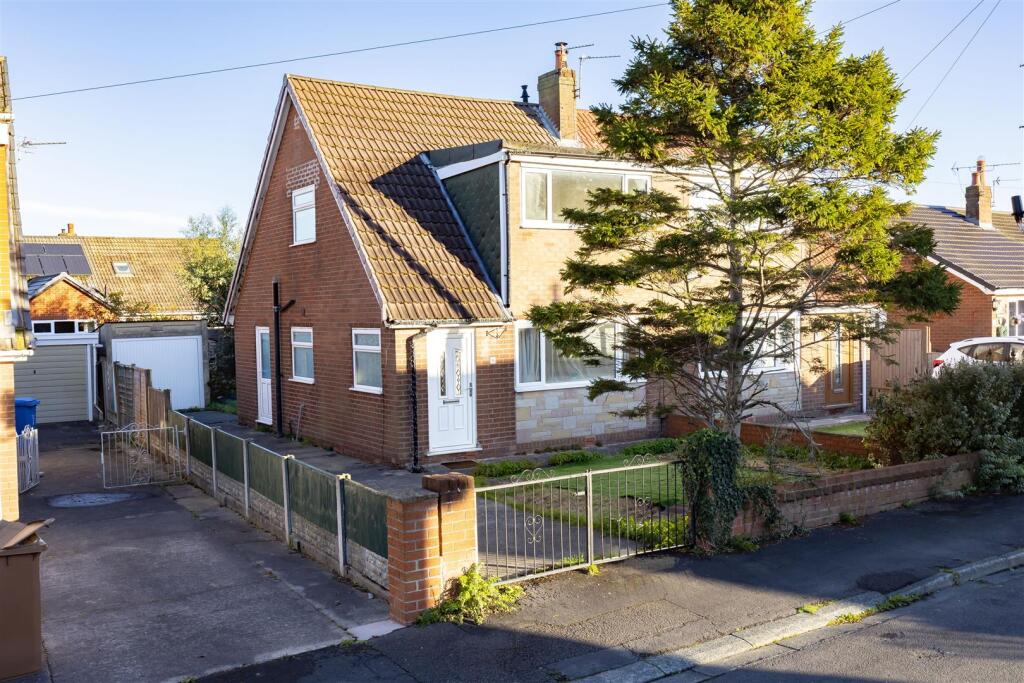 3-bed semi-detached on Yew Tree Avenue, Euxton, Chorley, £209,995