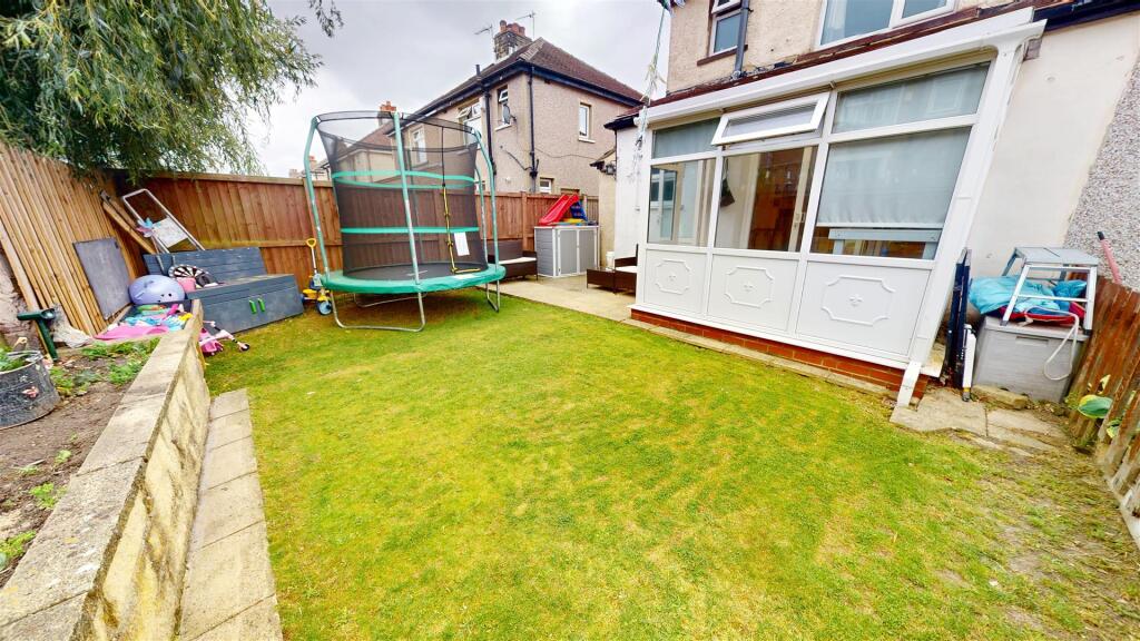 Additional image 15 of Ridgeway, Wrose, Shipley