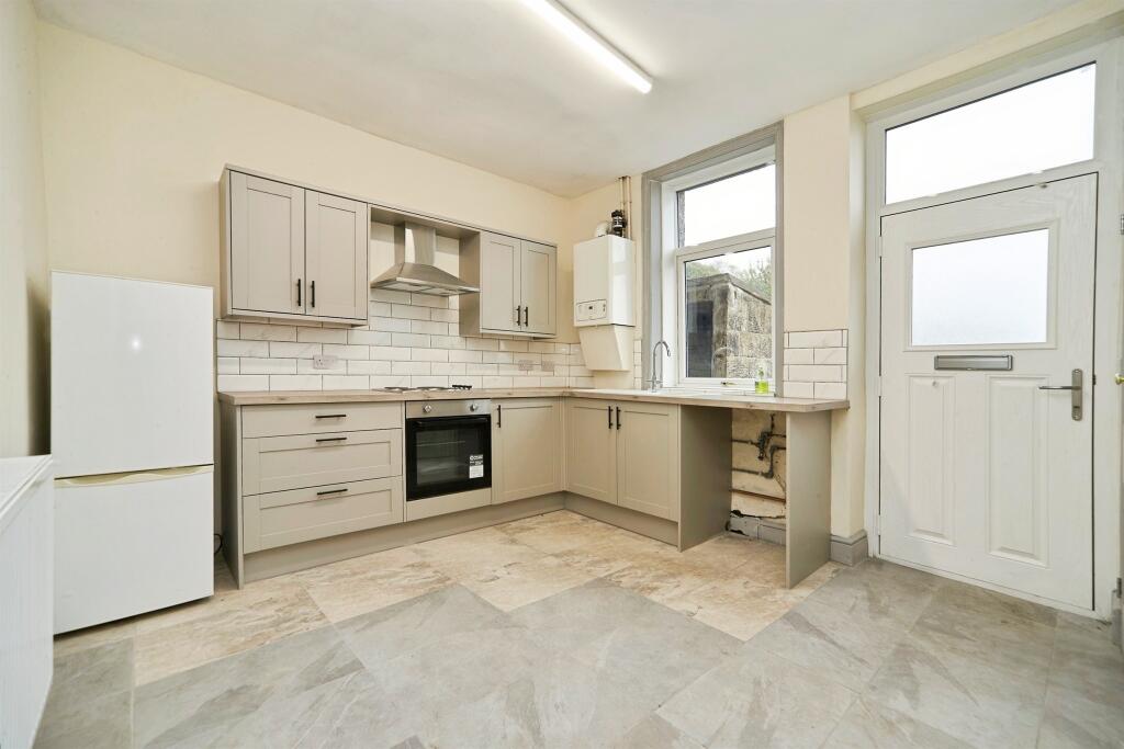 Unity Street, Riddlesden, Keighley photo 3
