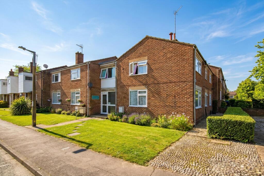 Main image of property: Willowfield, Harlow, Essex, CM18