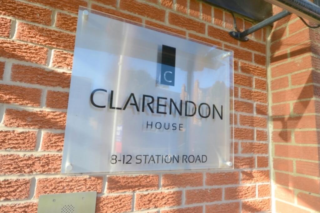 Apartment in Northampton - More