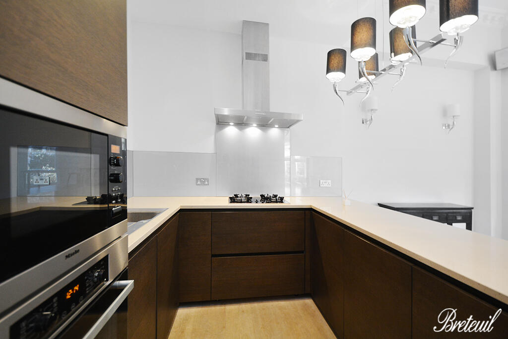Apartment in London - View 5