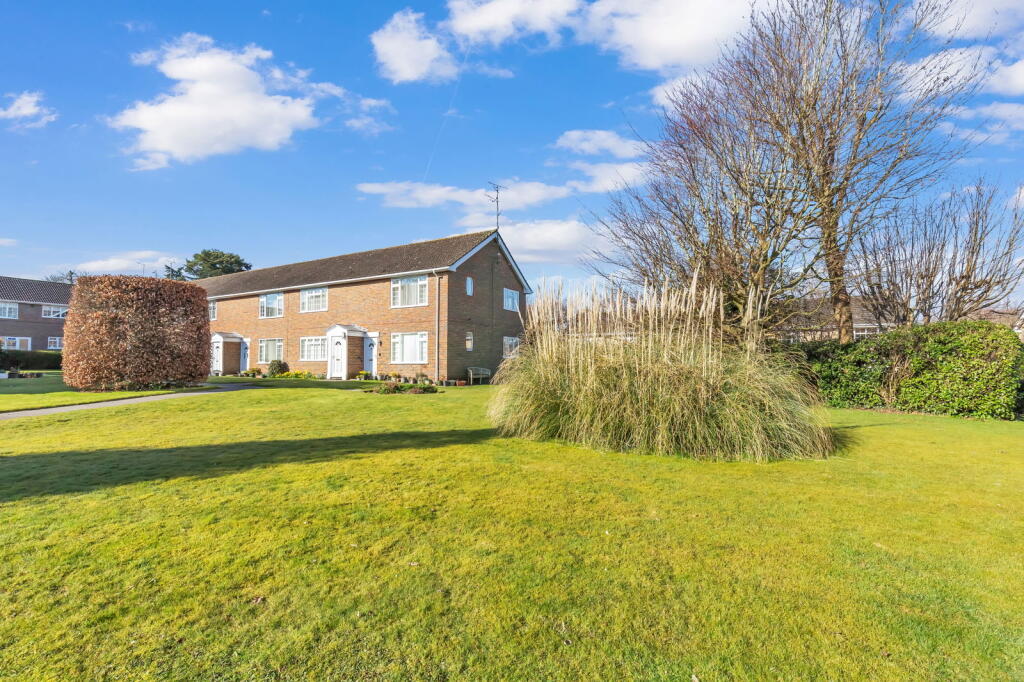 Clerks Acre, Hassocks, West Sussex, BN6 8BE photo 2