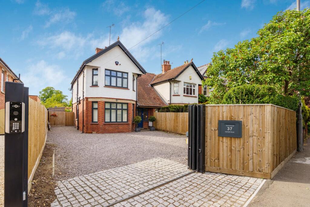 Main image of property: Old Bath Road, Cheltenham, GL53
