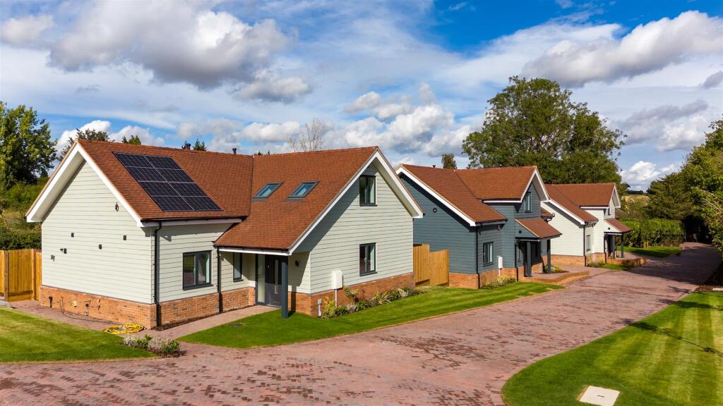 Main image of property: Prestwick Drive, Buntingford