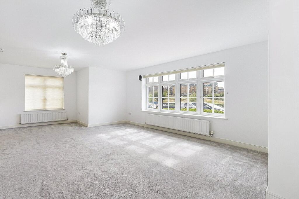 Frost Close, Weldon, Ebbsfleet Valley, Swanscombe, DA10 photo 2