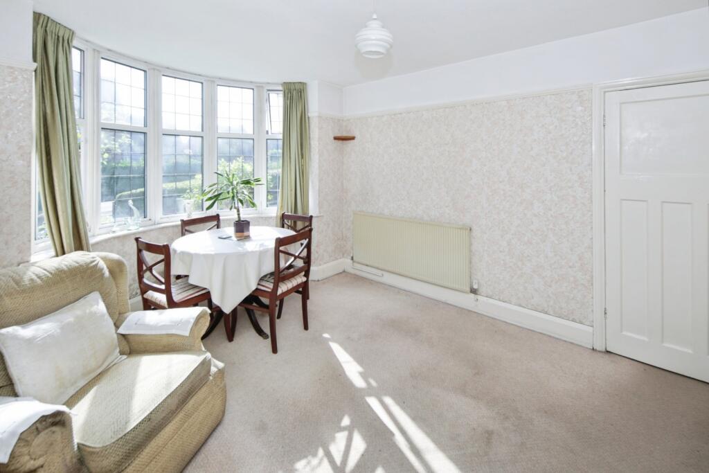 House in North Warwickshire, Coleshill - More