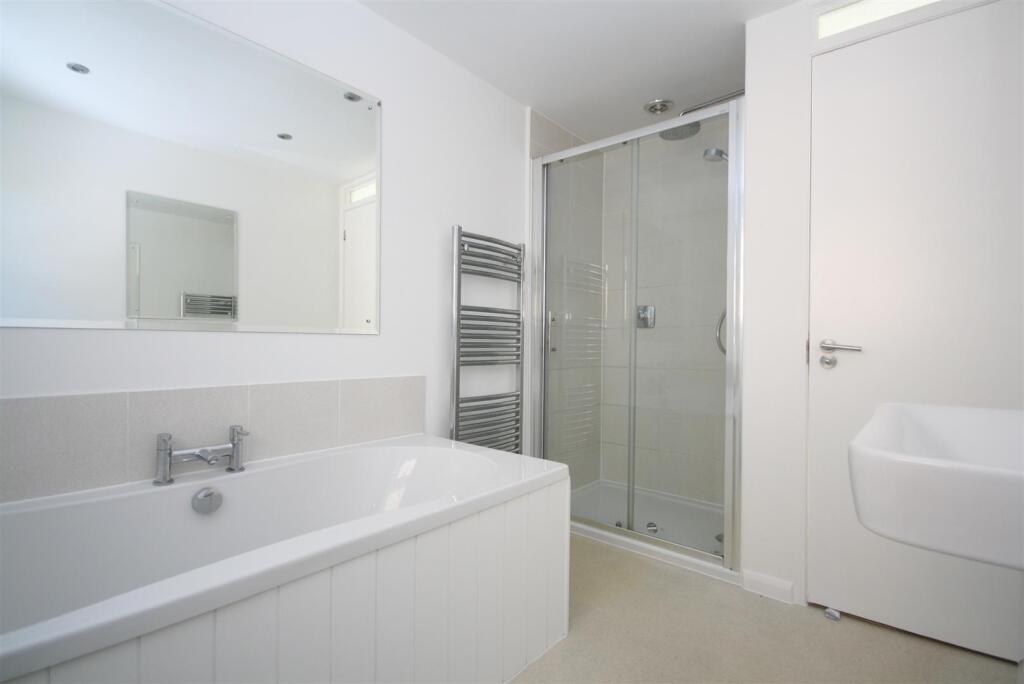 House in Brighton - View 5
