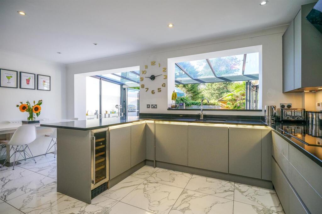 House in St Albans - View 5