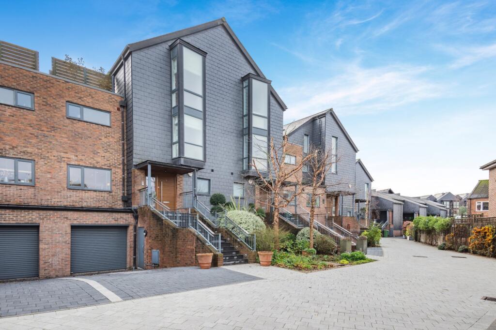 Main image of property: Chandlers Wharf, Lewes, East Sussex
