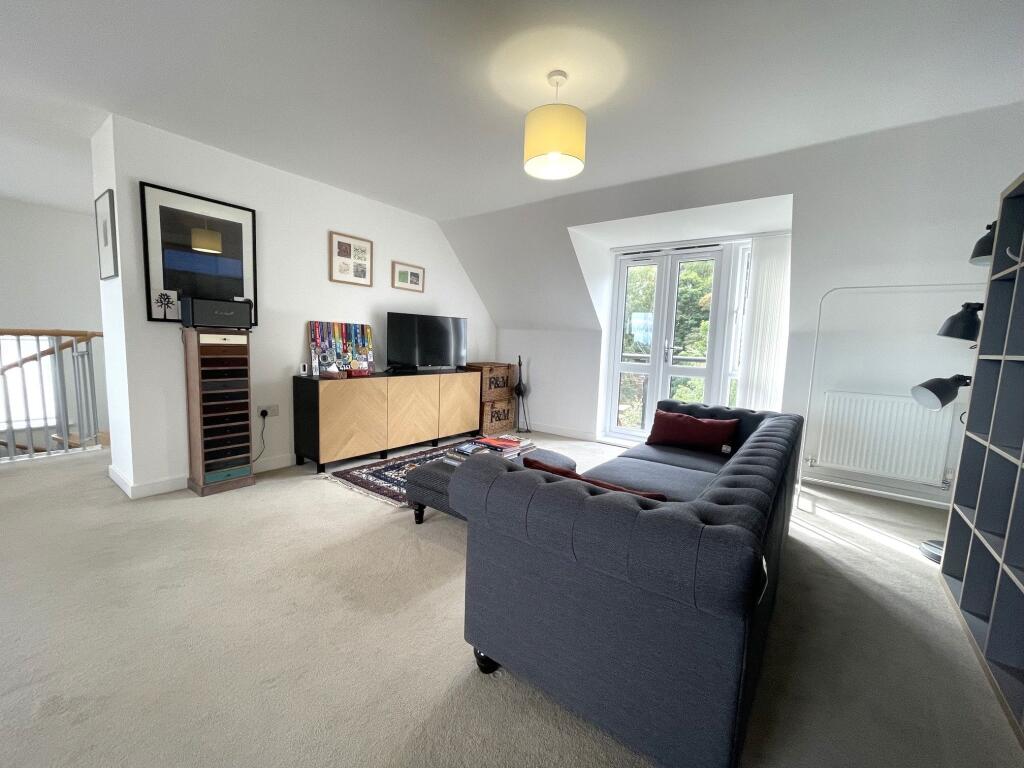 Apartment in Durham - View 5