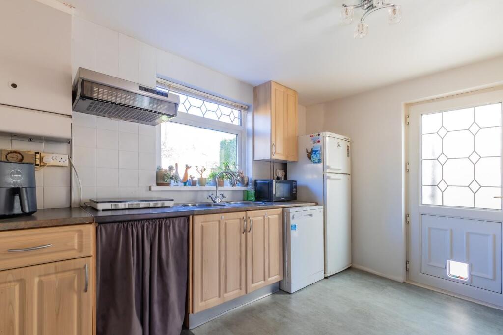 House in Rudry, Lower Graig-Y-Rhacca, Bedwas, Trethomas and Machen - View 3