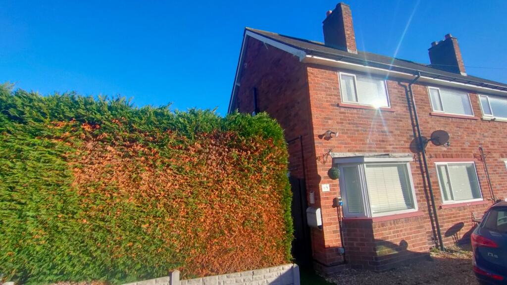 Cae Merfyn, Tanyfron, Wrexham, LL11 photo 2