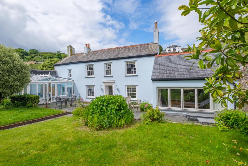 Main image of property: Cawsand
