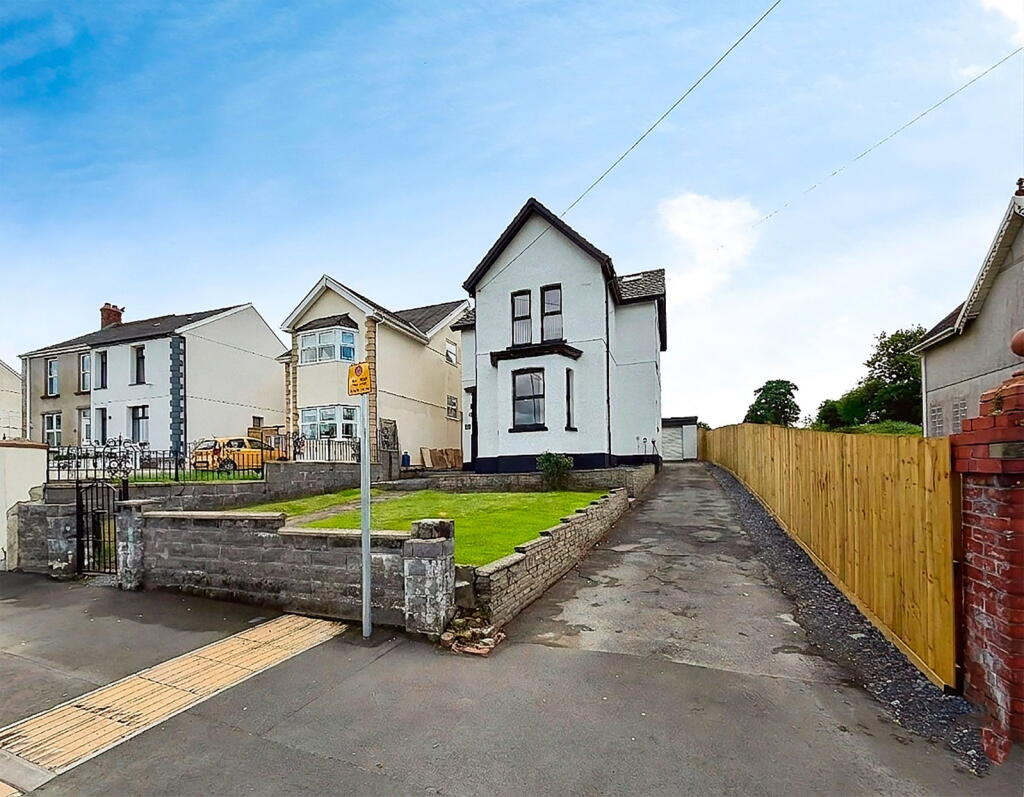 Main image of property: Gorseinon Road, Penllergaer, Swansea, SA4 9AE
