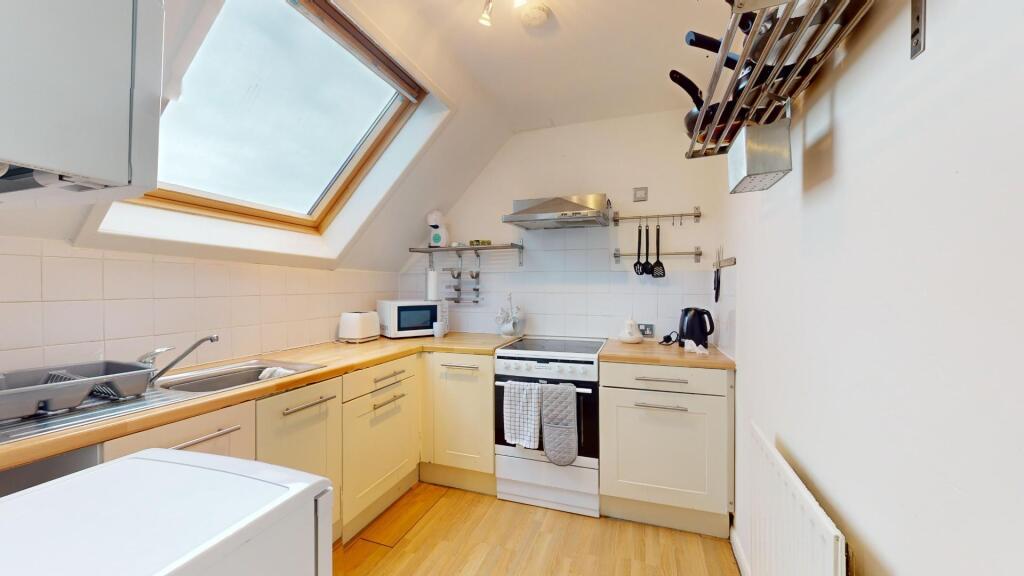 Apartment in Leeds - View 5