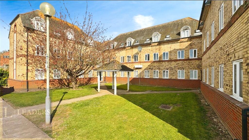 Main image of property: Colne Road, Halstead, Essex, CO9