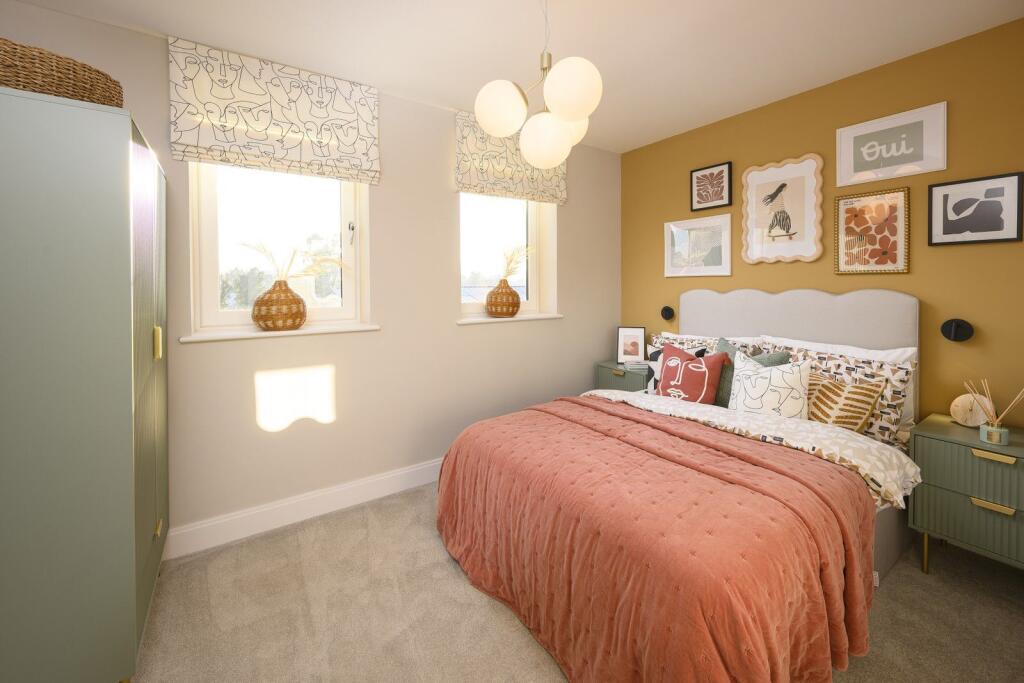 House in Slough - View 4