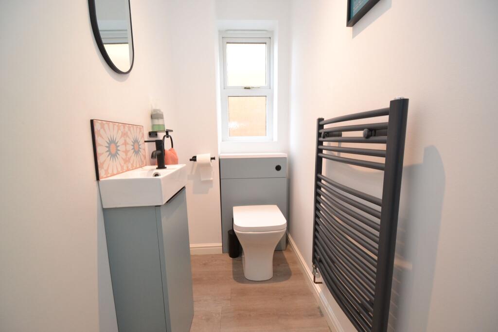 House in Bradford, Thackley, Idle - More
